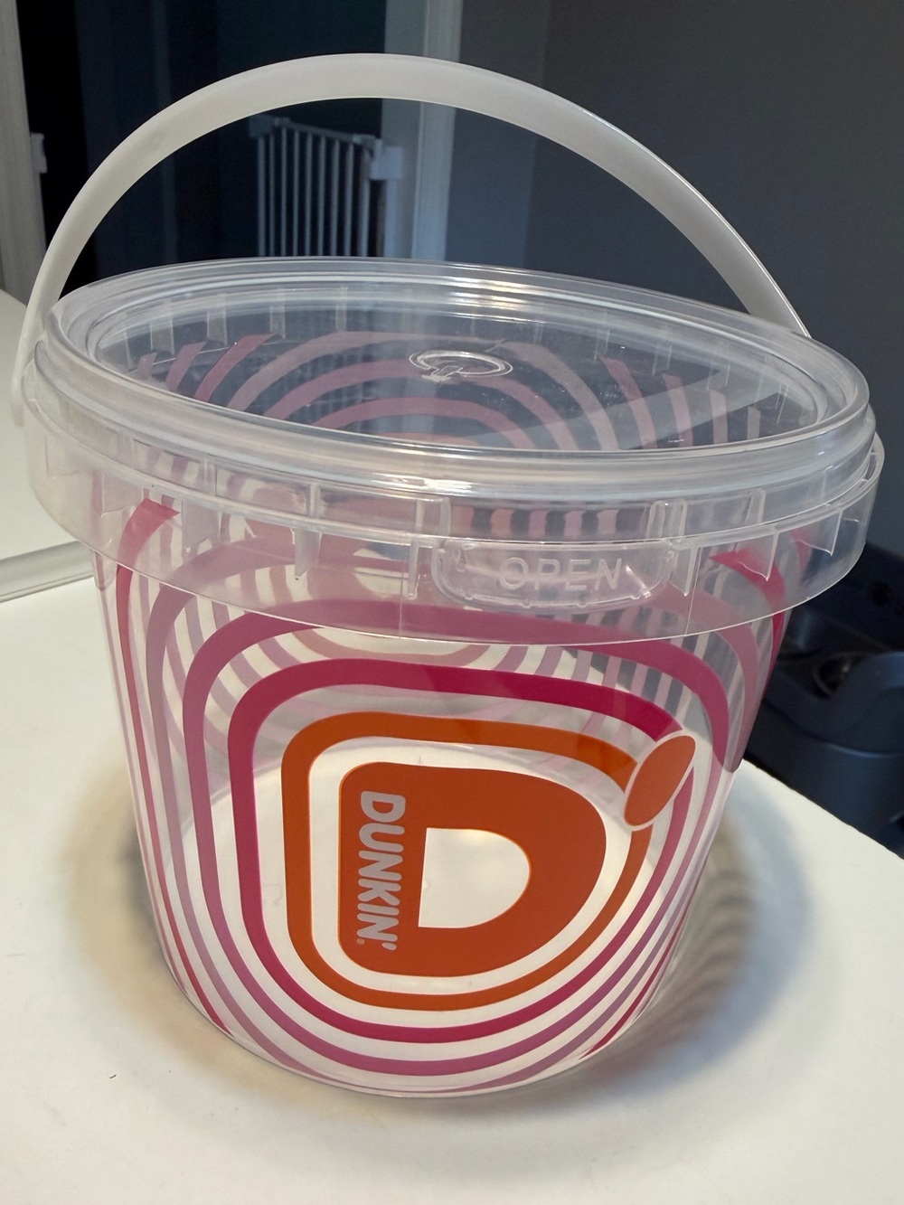 LIMITED EDITION Dunkin' Donuts  Plastic 48oz  Bucket in Pink & Orange